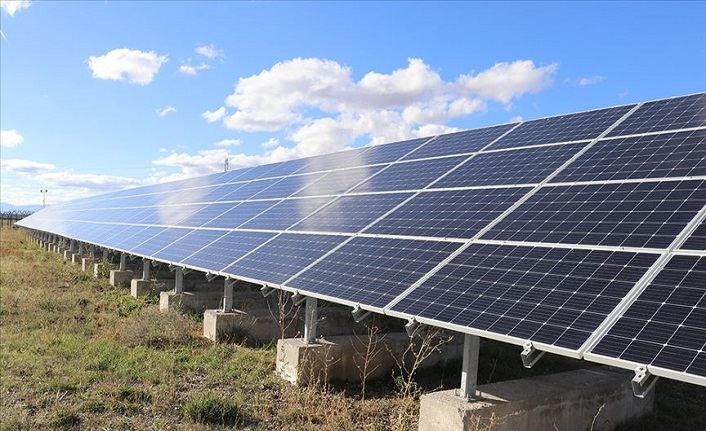 Neredeyse tamamını karşılıyor! Lisanssız elektrik üretiminde aslan payı güneşin