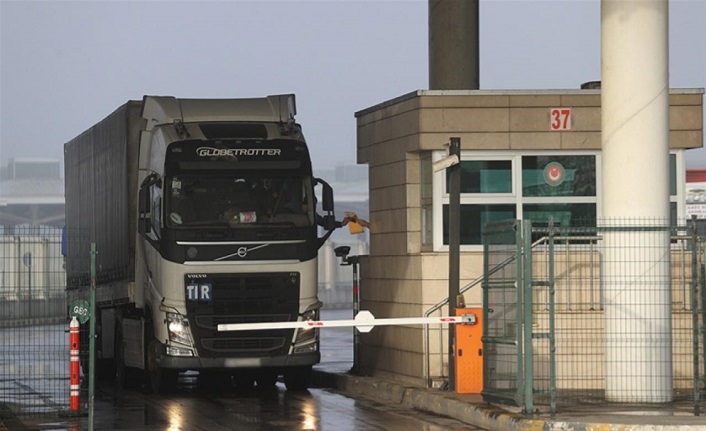 Türkiye-Azerbaycan transit geçiş belgesi kotası yükseltildi