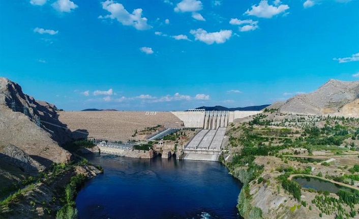 Temiz enerjiden elektrik üretiminde suyun gücü ağır bastı